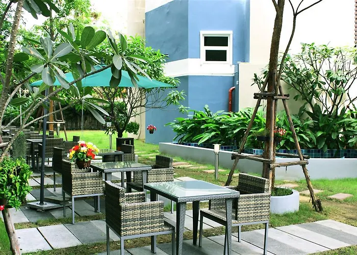 Klassique Sukhumvit Hotel 4*