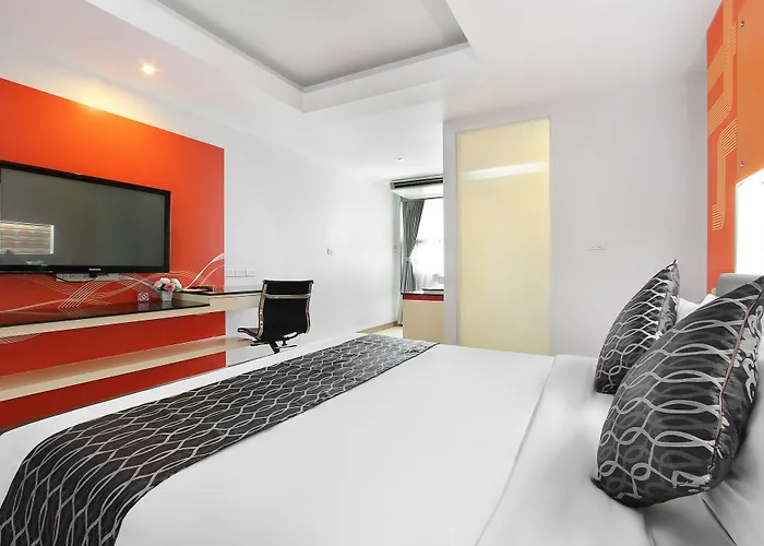 Klassique Sukhumvit Hotel 4*
