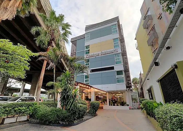 Klassique Sukhumvit Hotel 4*